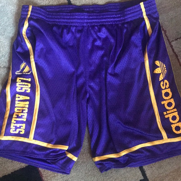 lakers shorts adidas